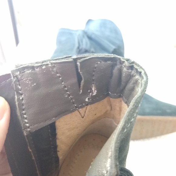 Hush Puppies Suede Daisee Billie Tassled Booties - Picture 8 of 8